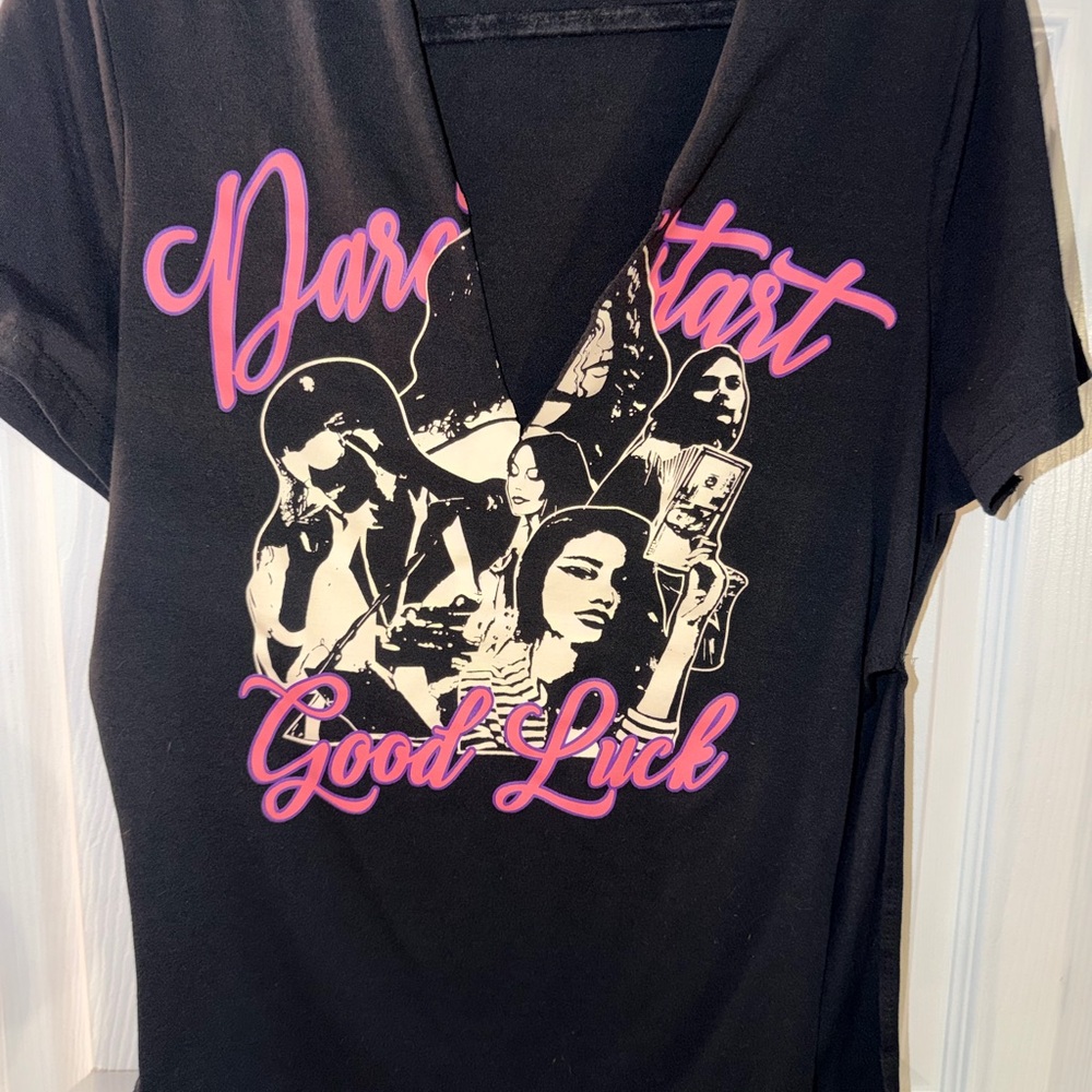 Black Punk Rock V Neck Side Slit Graphic Tee With Back Hit Shoulder Tassles